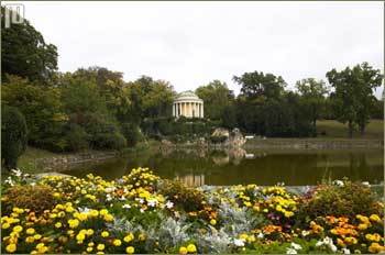 Park oko dvorca u Eisenstadtu.