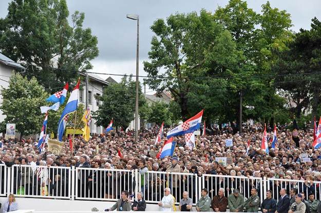 Crkva hrvatskih mu�enika - Udbina