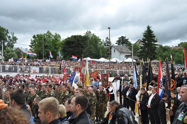 Crkva hrvatskih mu�enika - Udbina